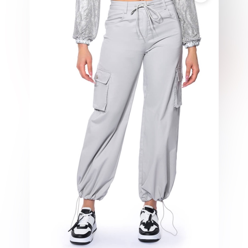 NEW AKIRA VENENO WIDE LEG CARGO PANTS Size LARGE